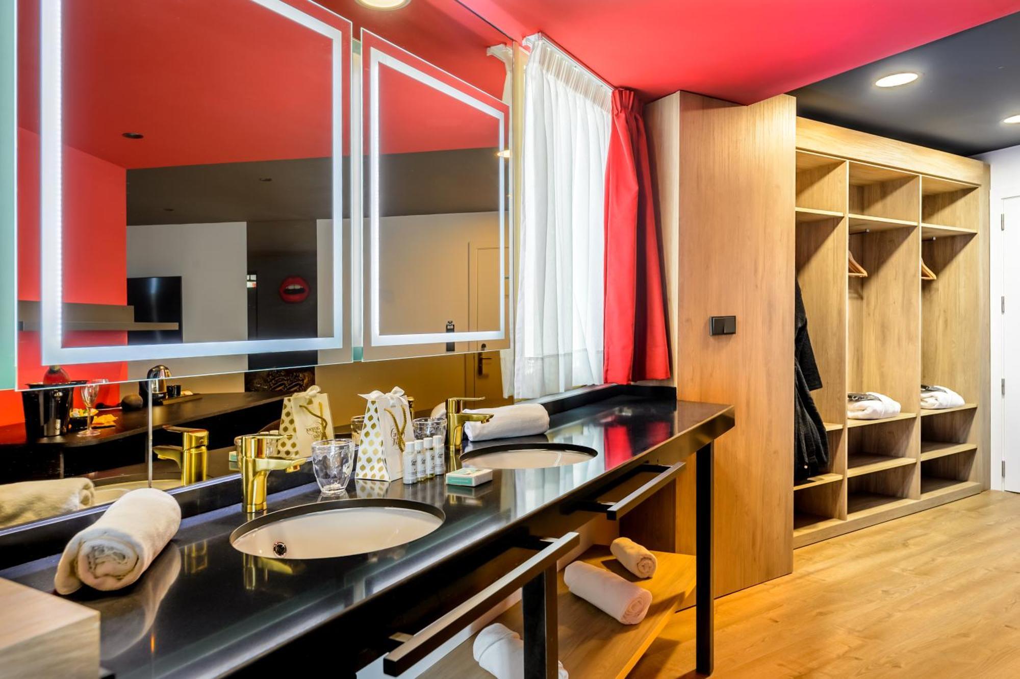 Hotel Vibra District - Adults Only Sant Antoni de Portmany Exterior foto