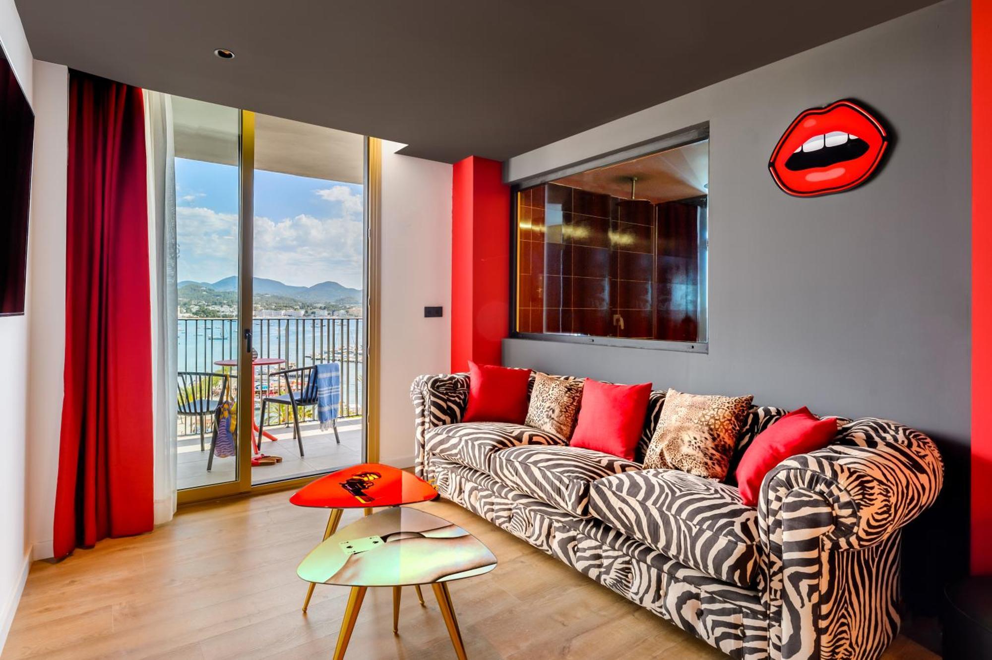 Hotel Vibra District - Adults Only Sant Antoni de Portmany Exterior foto