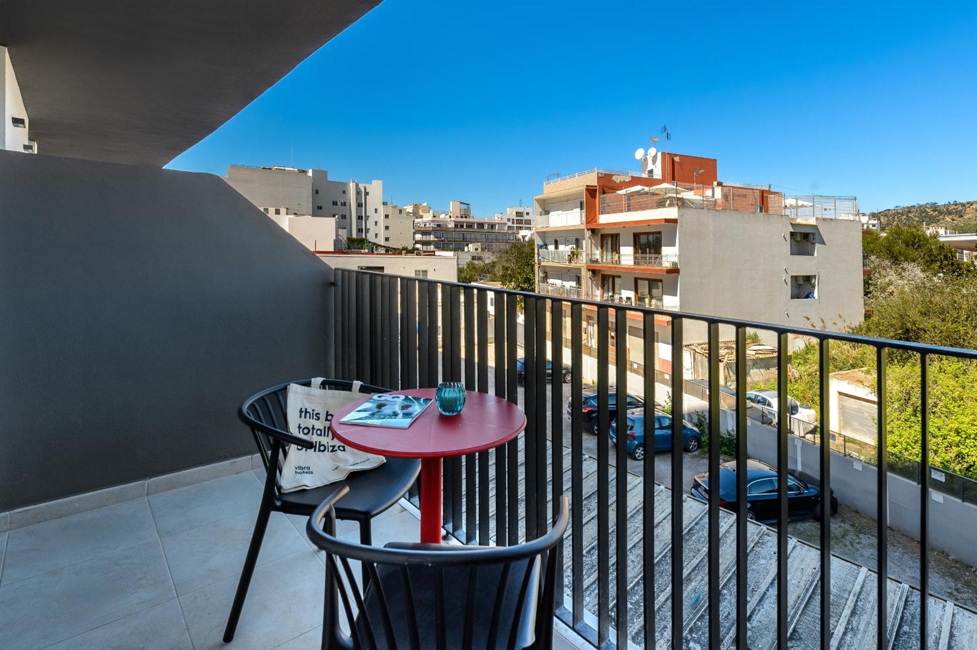 Hotel Vibra District - Adults Only Sant Antoni de Portmany Exterior foto