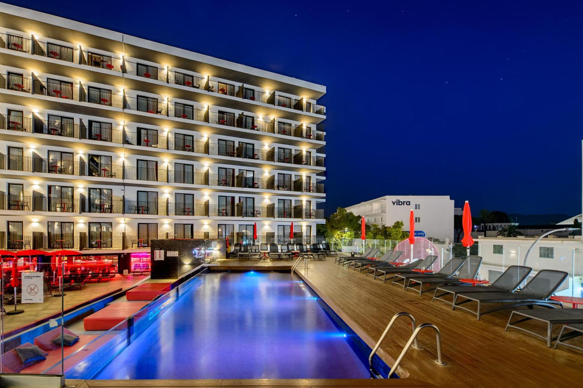 Hotel Vibra District - Adults Only Sant Antoni de Portmany Exterior foto
